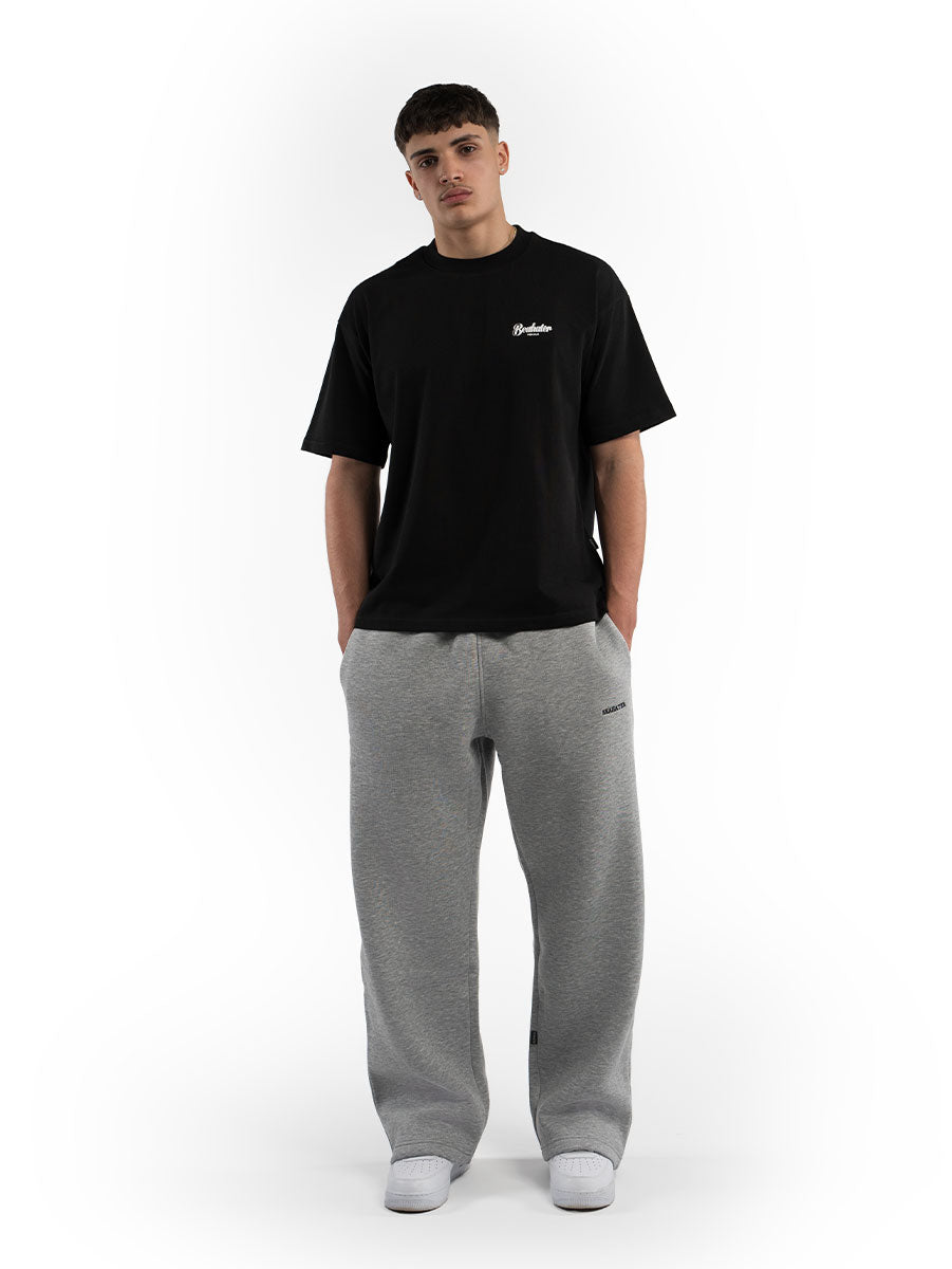 Trendiges Essential Puff Oversized T-Shirt in Schwarz oder im angesagten Cropped-Schnitt. Hochwertige deutsche Streetwear im lässigen Urban-Style. Jetzt entdecken!