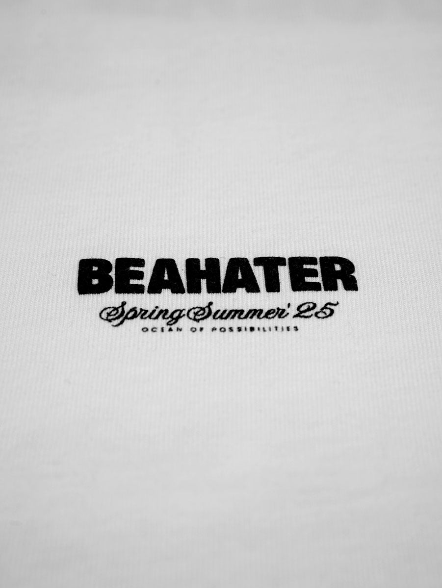 Oversized T-Shirt Weiß – Water-Based Screen Print Back in Washed Look, 255 GSM Heavy Cotton, Unisex Streetwear