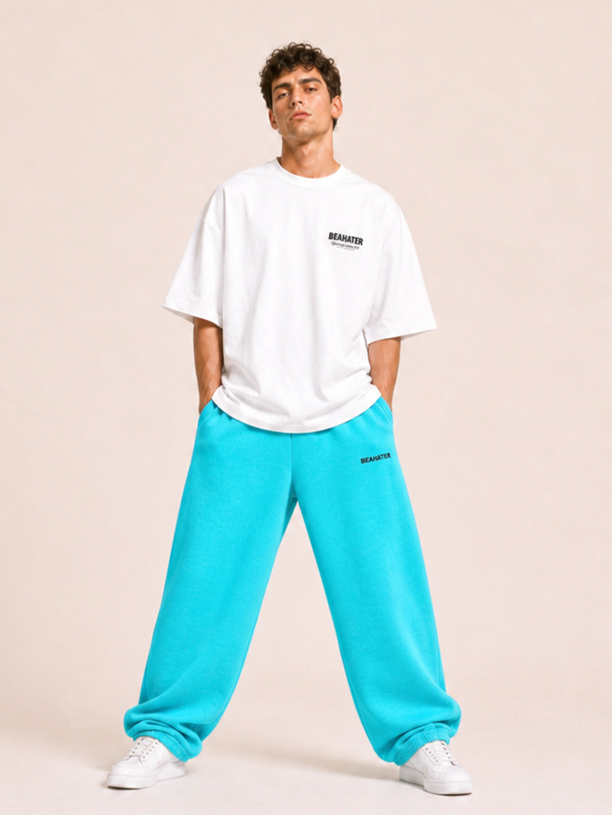 Hellblaue Baggy Hose Männer, oversized Fit, Hände in Taschen, 100% Baumwolle French Terry