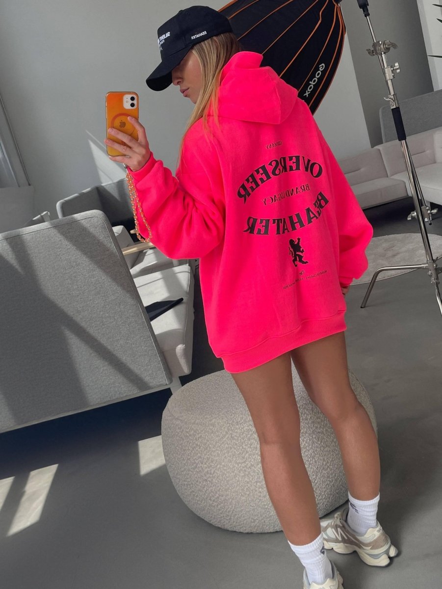 Pink Hoodie Oversized aus Augsburg mit 3D-Stickerei – Streetwear für Damen & Herren in Top-Qualität